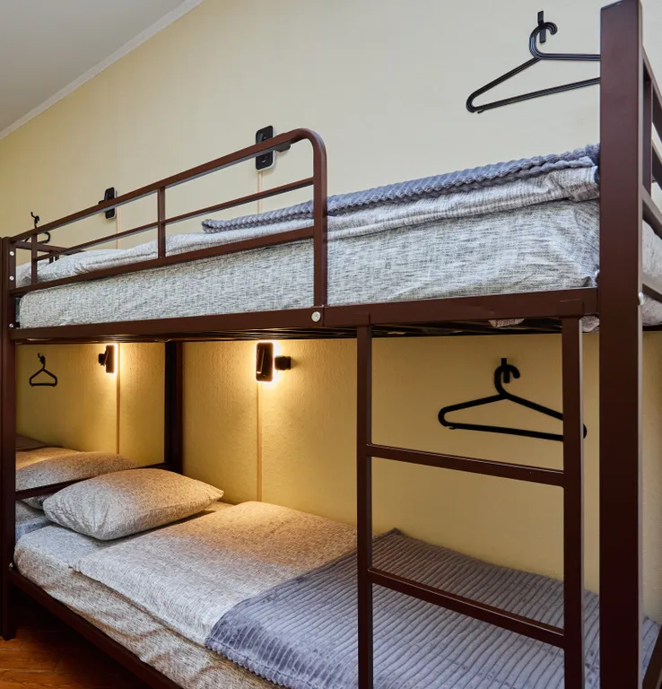 Спальное место в общем 4-х местном номере для ЖЕНЩИН