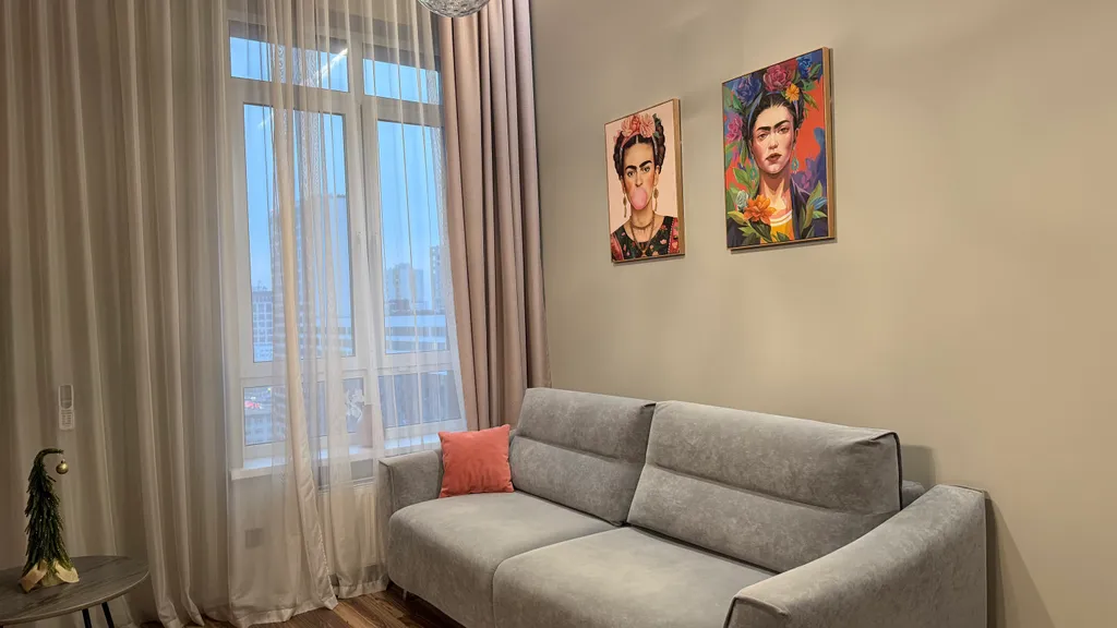 Роскошная квартира пентхаус с 4 метровыми потолками с видом