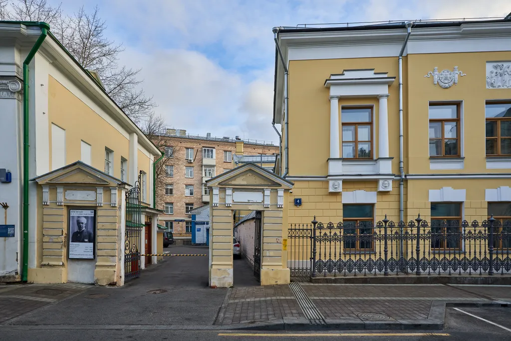 Квартира 2-комнатная квартира в 10 минутах пешком до Кремля в тихом месте — Москва