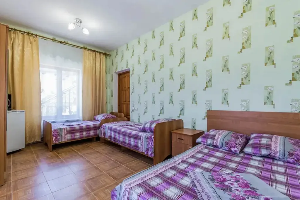 Квартира Комната — аренда посуточно в Лоо