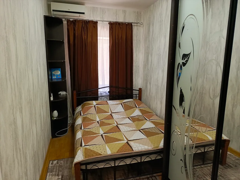 Квартира рядом с центром города, улица Куйбышева — аренда посуточно в Симферополь
