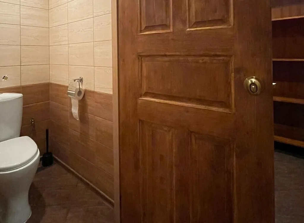 Коттедж с баней и бассейном