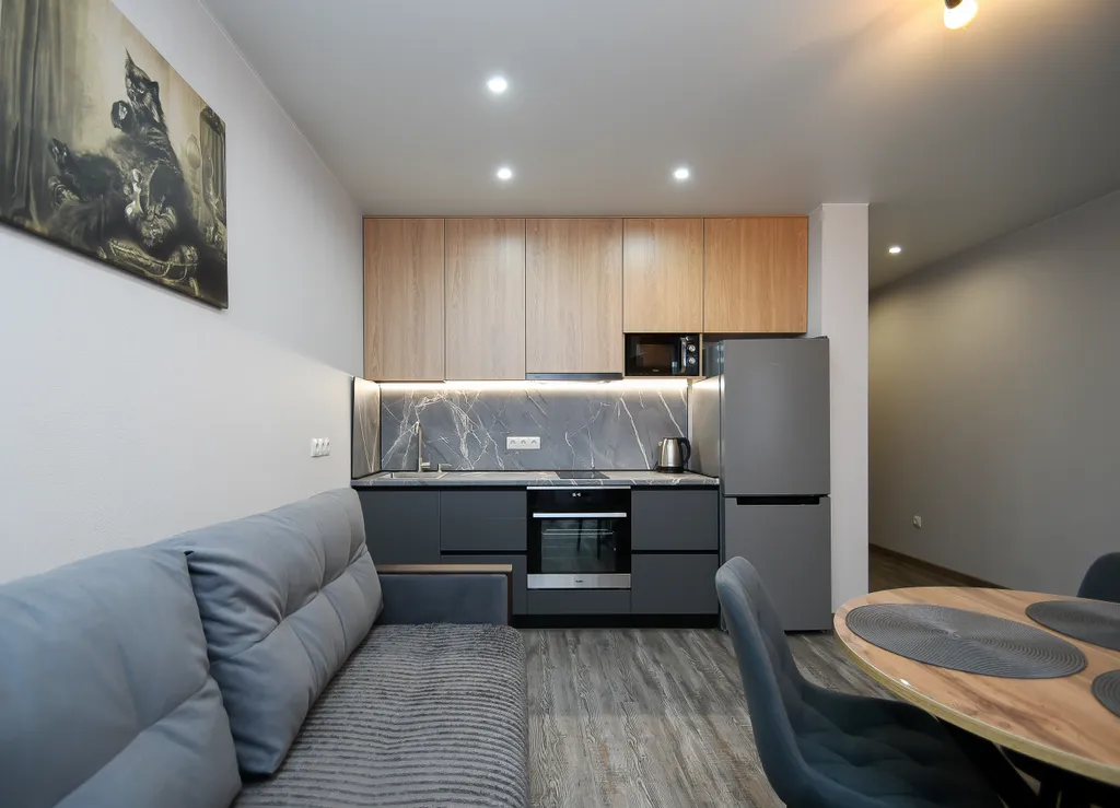 Квартира Современная студия — аренда посуточно в Омск