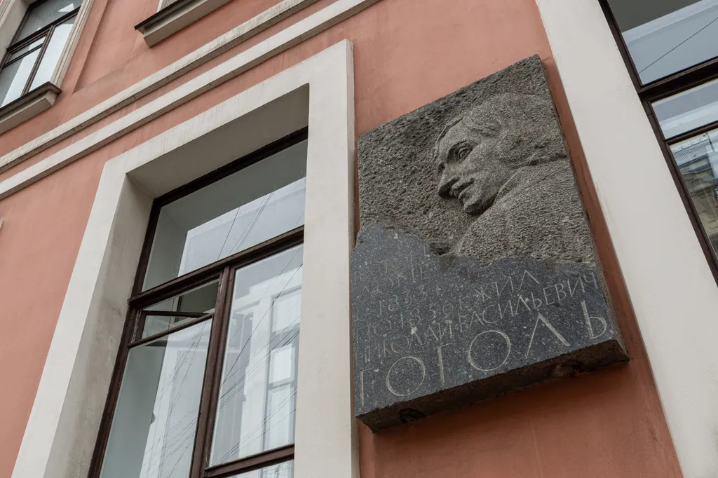 Квартира Комфортные апартаменты Дом Гоголя в самом сердце города — Санкт-Петербург