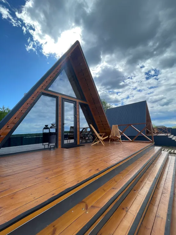 База отдыха на берегу реки Волги