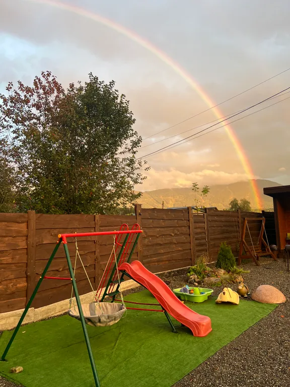 Дом благоустроенный с видом на гору