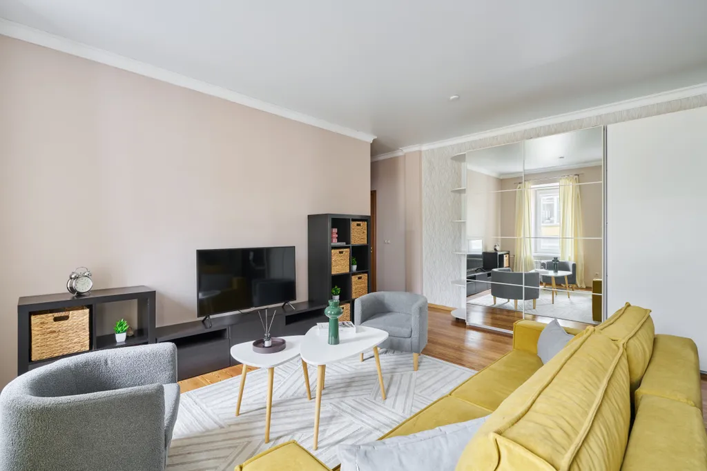 Квартира 3-комнатная квартира в 5 минутах пешком от Кремля - Большая Никитская — Москва