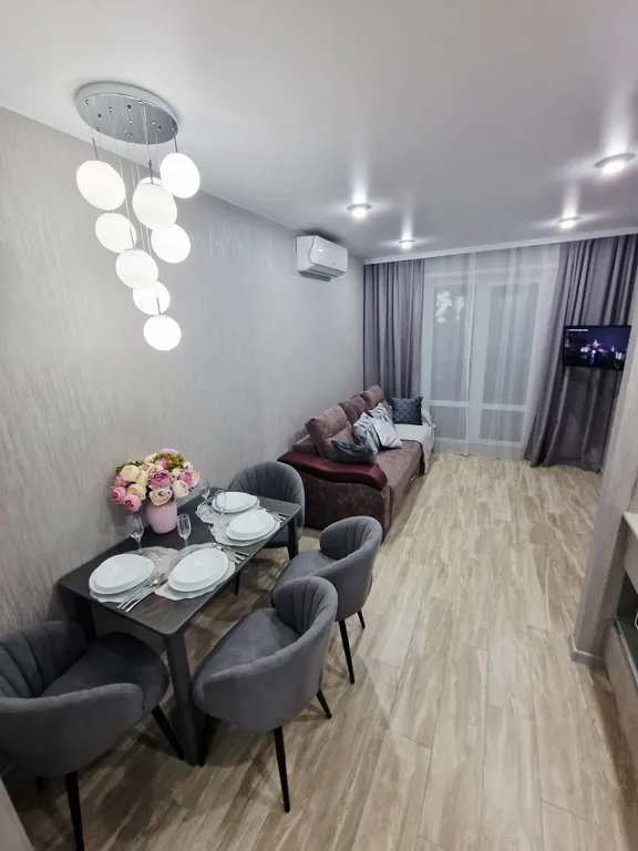 Новая красивая уютная двухкомнатная квартира