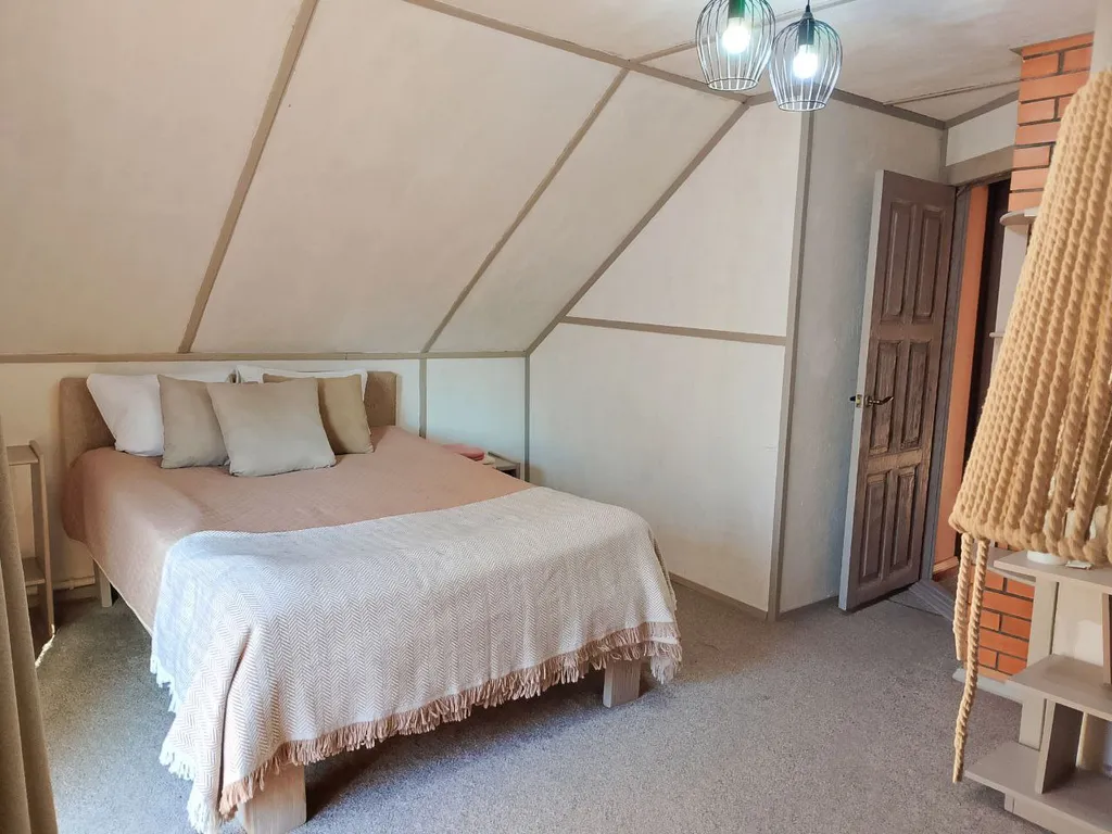 Дом Орешек на берегу Катуни