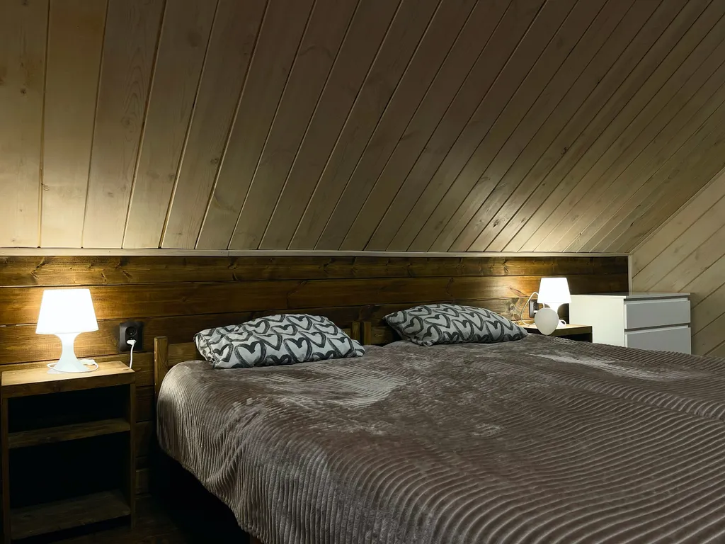 Большой загородный дом