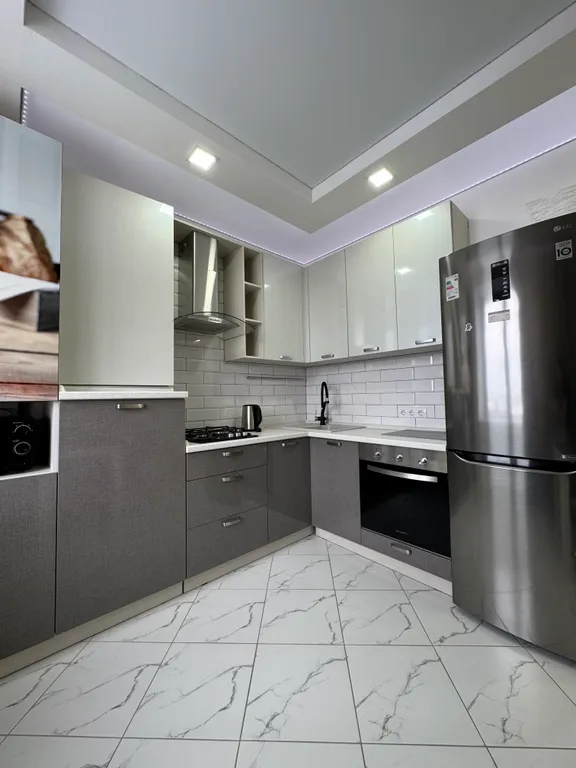 Идеальная квартира в новом доме с видом на закат