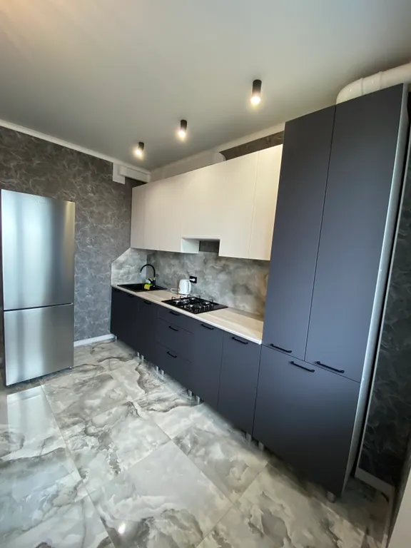 Уютная квартира рядом с аэропортом с видом на горы