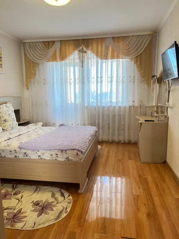 Большая квартира рядом стадион Амур