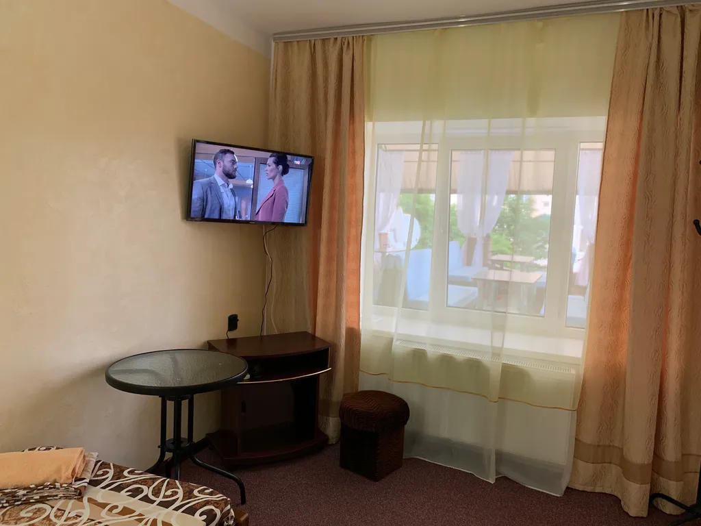 Стандартный номер на двоих с двуспальной кроватью