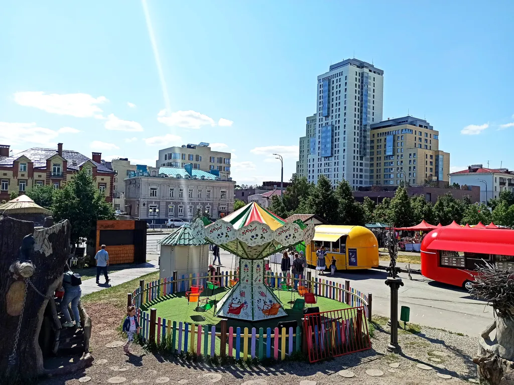 Люксовая квартира с бассейном на крыше