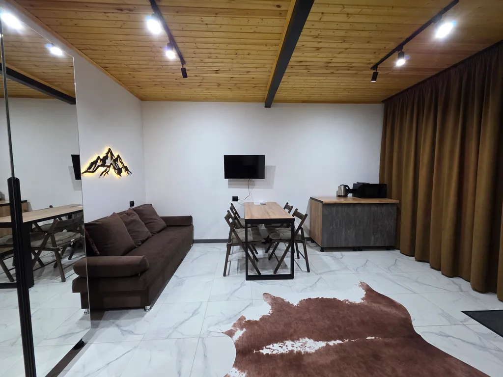 Дом у реки Белая