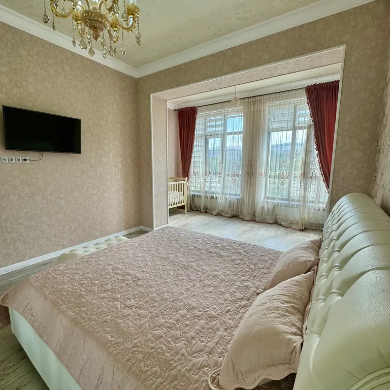 Роскошные трёхкомнатные апартаменты