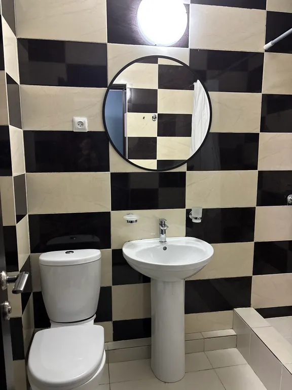 Квартира Квартира Уютный номер на 1 этаже с видом на парк с балконом. — Гагра