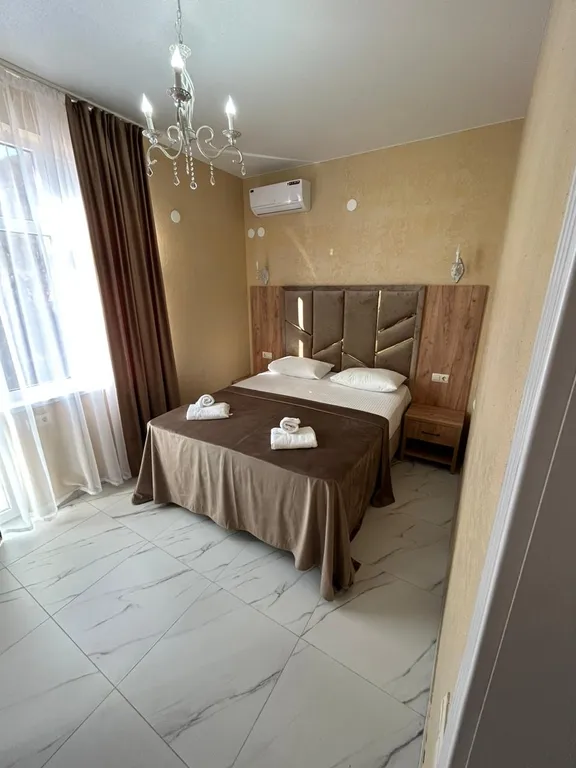 Двухкомнатные апартаменты с красивым видом на горы