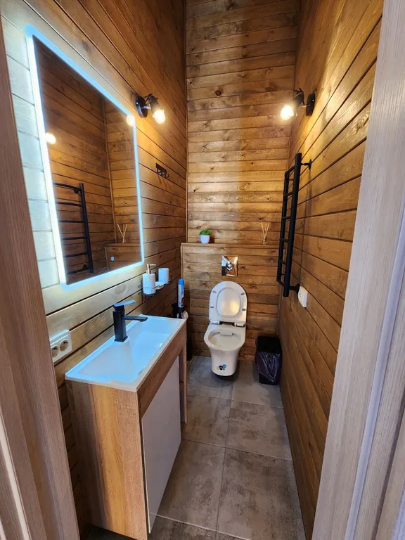 Коттедж с 3 спальнями и видом на озеро