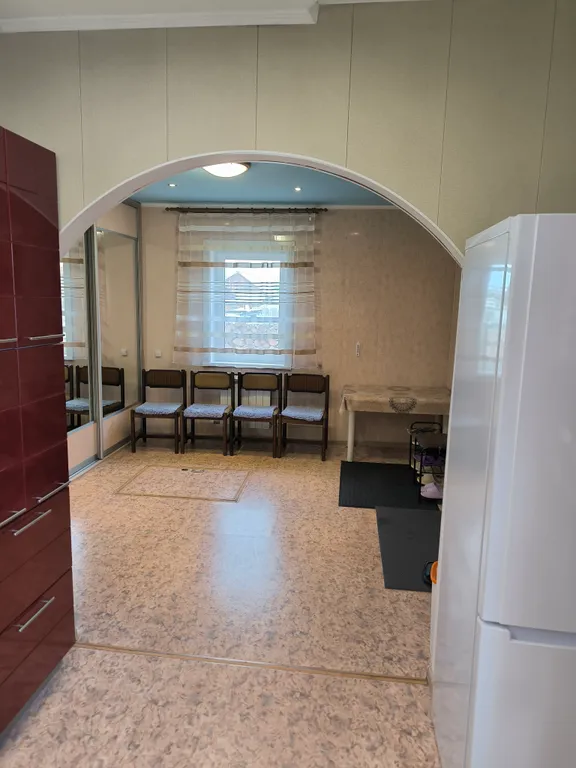 Дом рядом с аэропортом