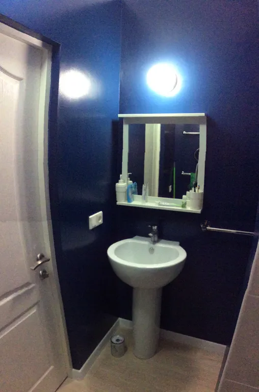 Панорамная студия с видом на горы в самом центре Небуга