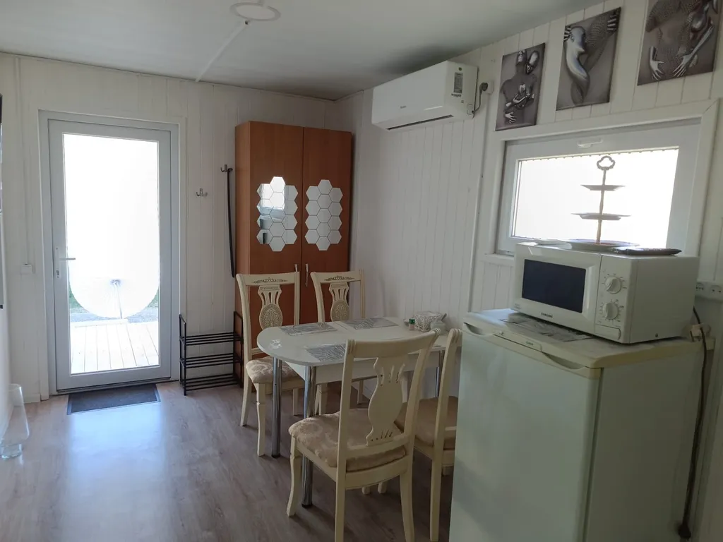 Уютный домик рядом с морем