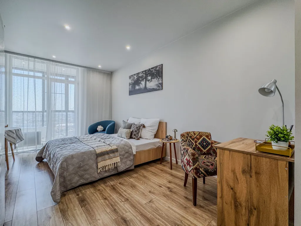 Уютная студия в центре с рабочим местом