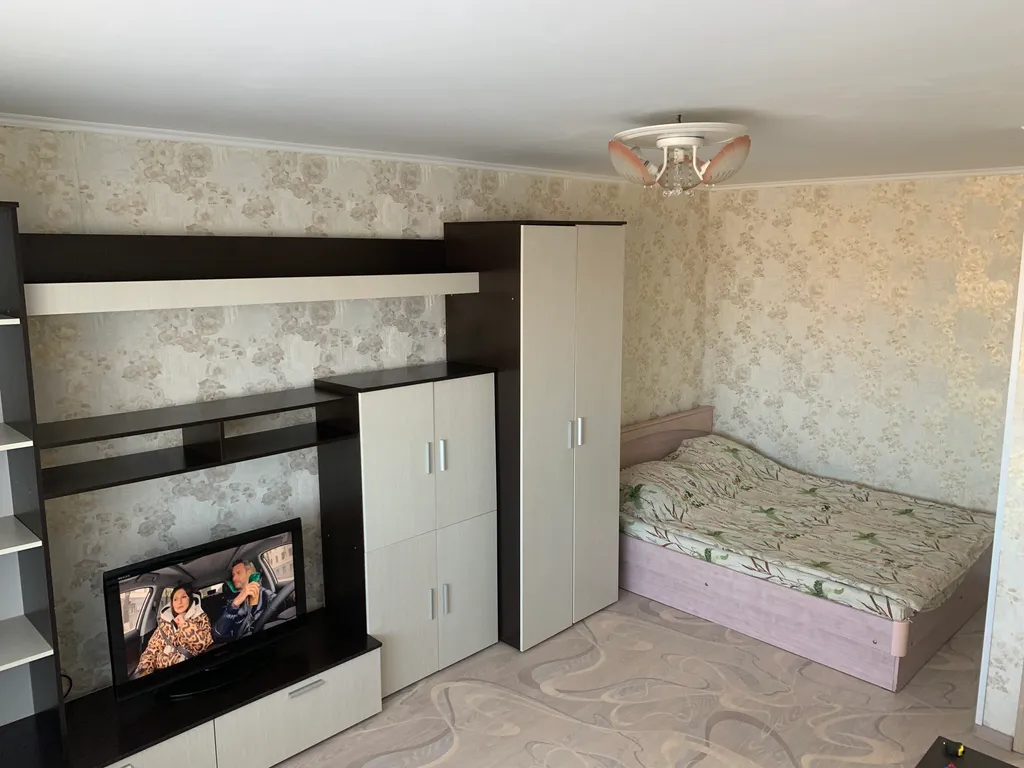 Уютная квартира в центре города — аренда посуточно в Бугульма