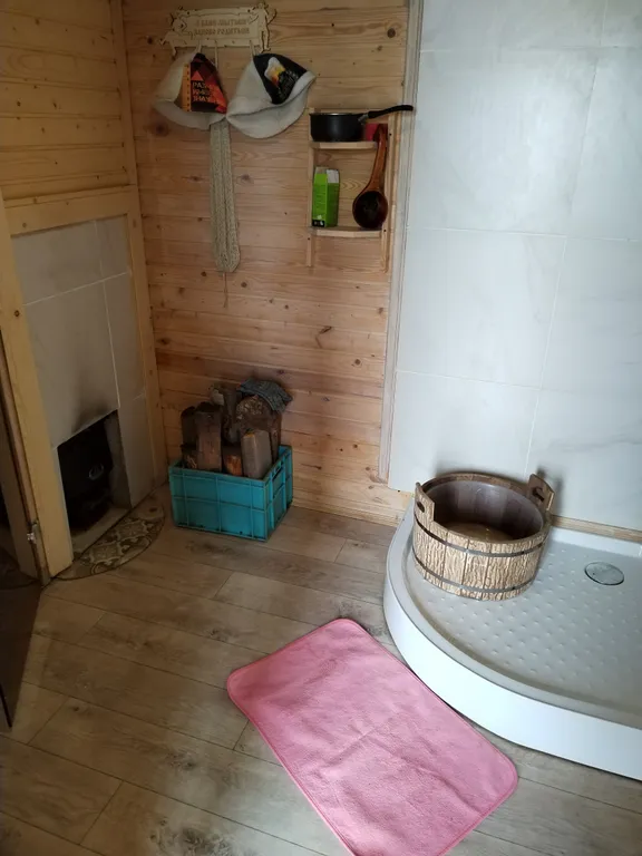 Уютный загородный дом у озера, с баней, для отдыха и праздника