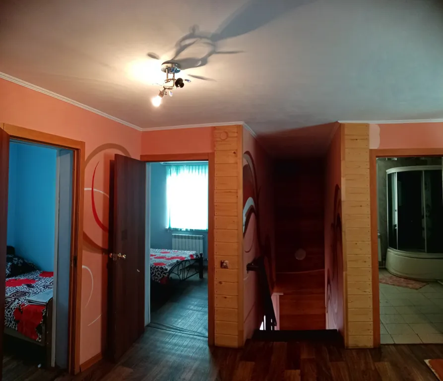 Коттедж в Красном стиле