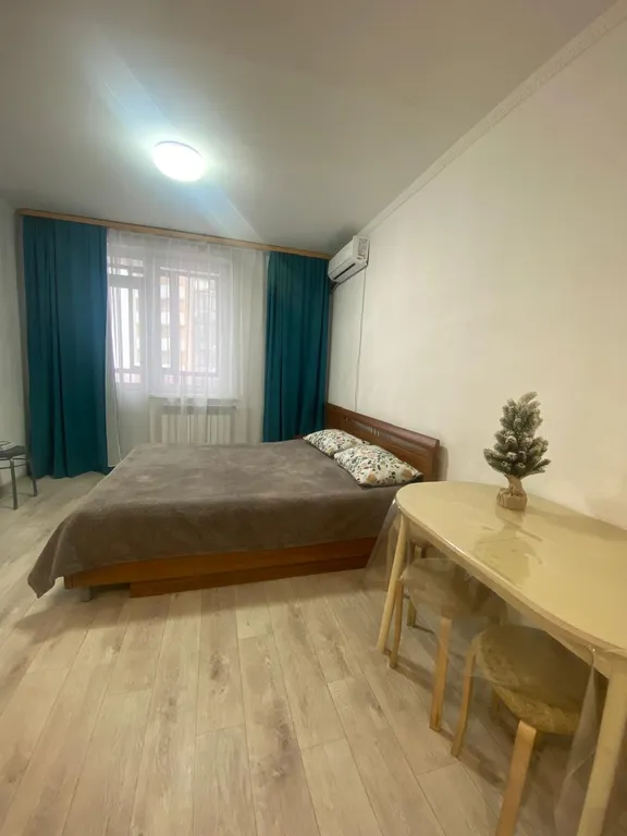 Уютная квартира на 5 мест рядом с Военным Госпиталем, БСМП, ТЭНГЭРИ — аренда посуточно в Улан-Удэ