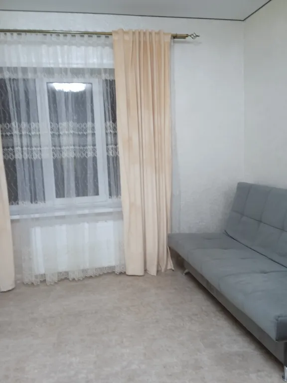 Новый дом с евро-ремонтом и бассейном