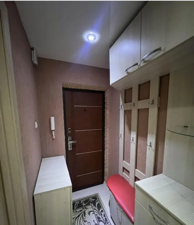 Квартира в районе Ледовой арены