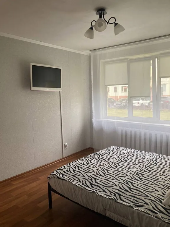 Однушка рядом с НКИ