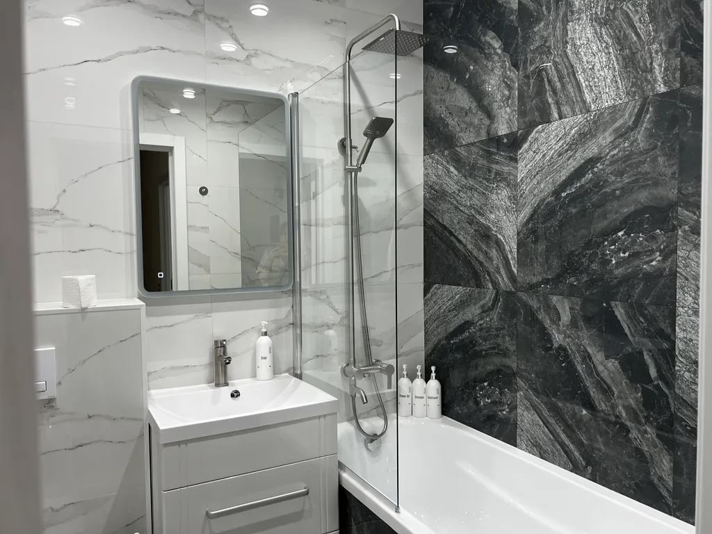 Красивая квартира и окна на лес