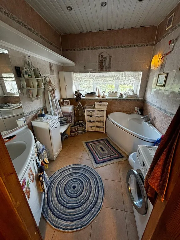 Огромный дом для отдыха с детьми