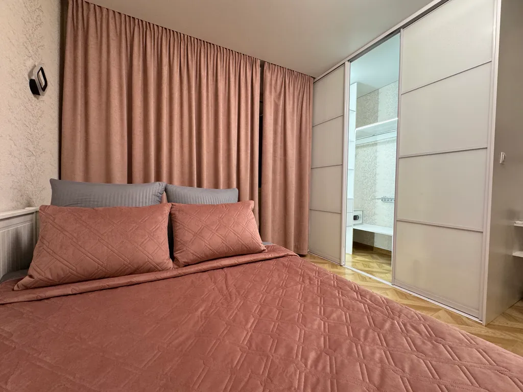 Аромат, уют, чистота, большая кровать-для влюбленных или просто отдохнуть