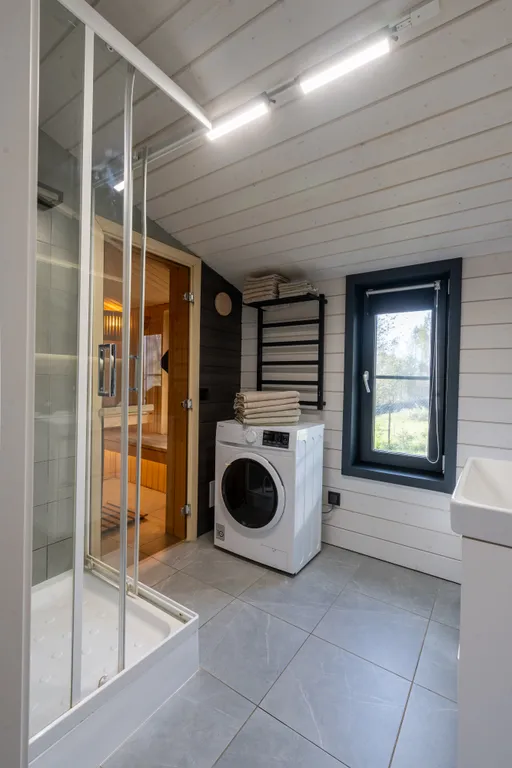 Дом с чаном и сауной у леса.