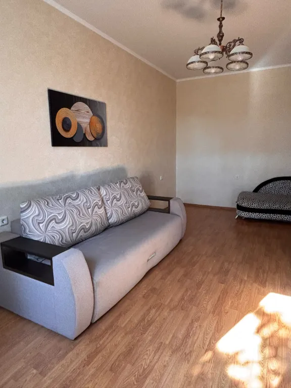 RichHouse квартира двухкомнатная — аренда посуточно в Октябрьский