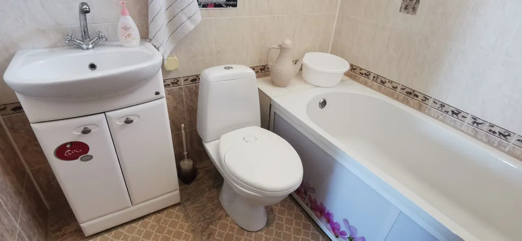 Уютная комната в частном доме у моря, удобства на этаже