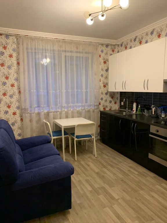 Квартира в доме комфорт класса в центре Санкт-Петербурга