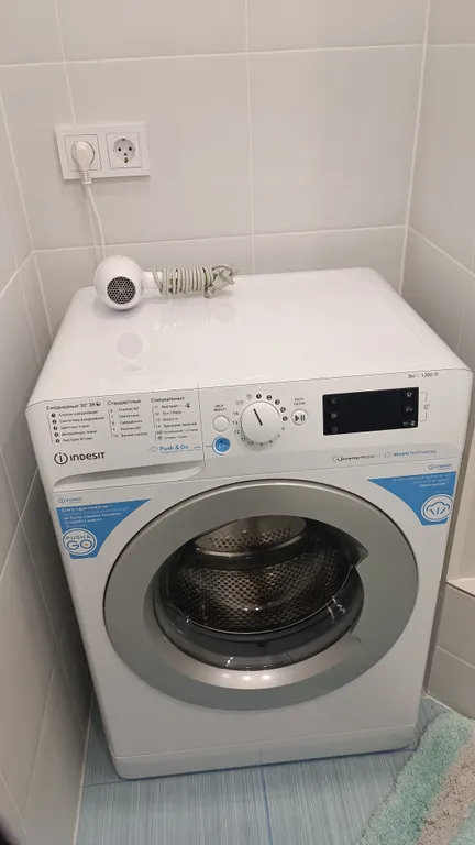 В центре старой Териберки