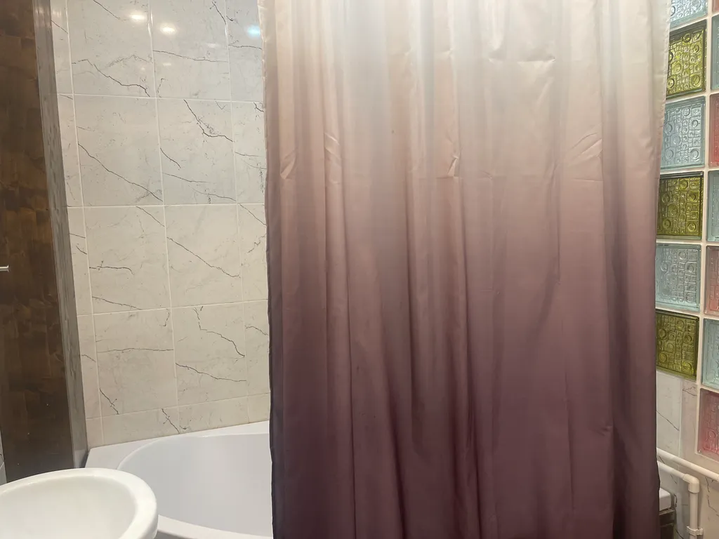 Очень хорошая квартира, Ленинский район, парковка