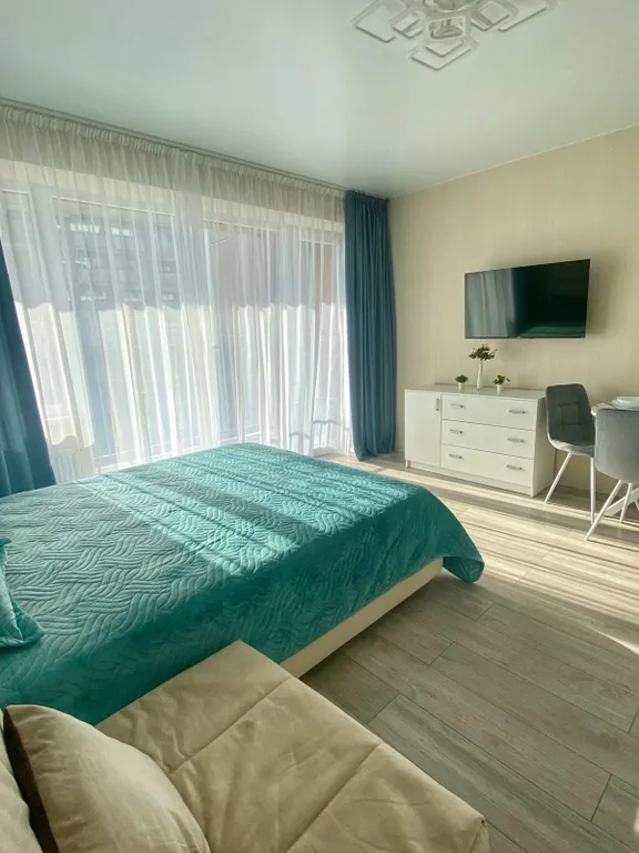 Просторная студия у моря