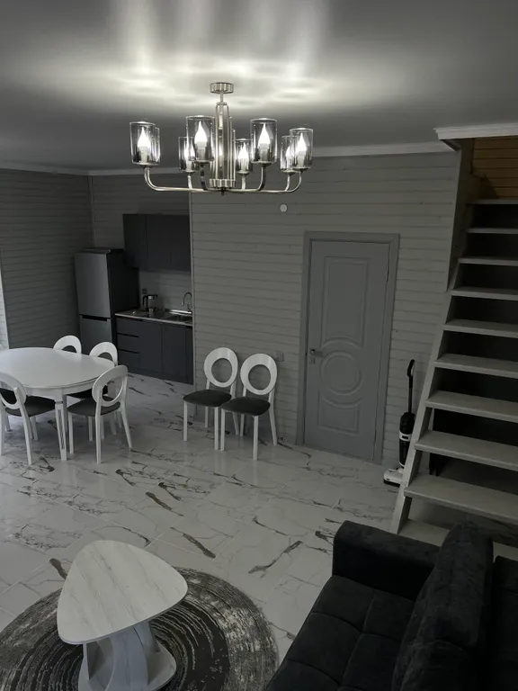 Просторный дом у моря