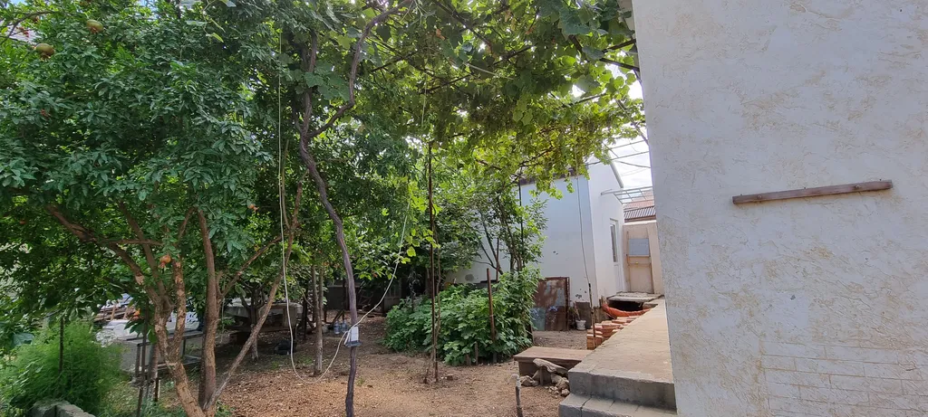 Коттедж Дом с мангальной зоной и красивым садом — Избербаш