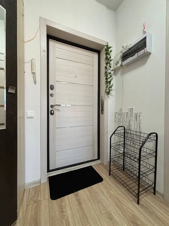 Уютная студия с террасой с видом на горы и бассейны