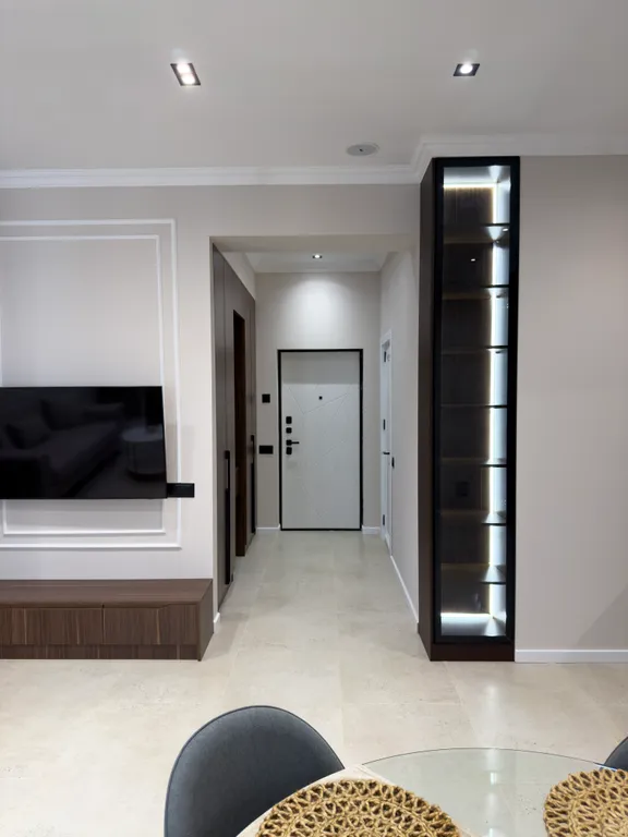 Monna Lisa Apartment on 28 may