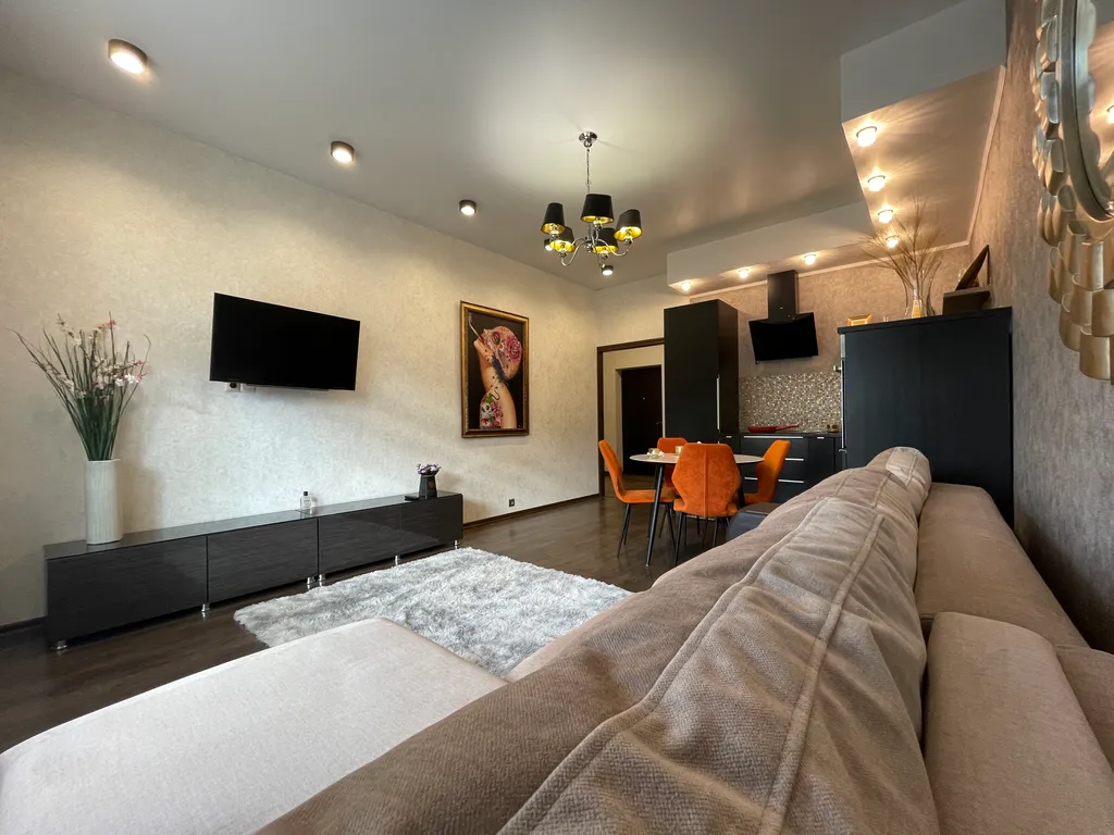 Люкс у ТЦ Аура, площадь Ленина, центр, подземная парковка